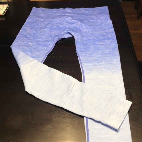 Electric ⚡️ Yoga Ombré Leggins - Picture 2 of 3